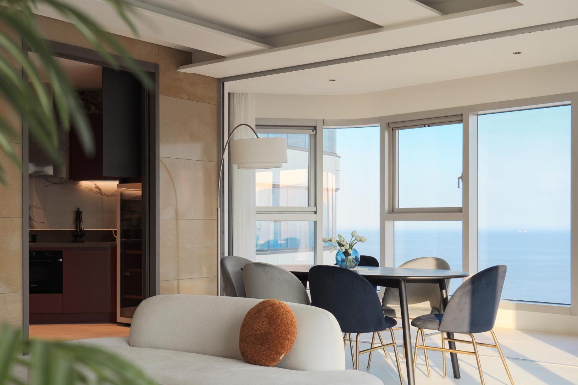 Le Collective Haeundae Paragraf * 釜山広域市